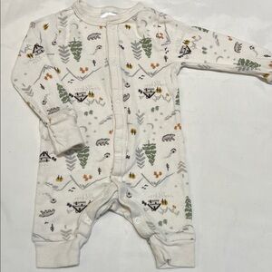 “Bundle 10/$13” modern moments newborn Baby sleeper with Forest Print